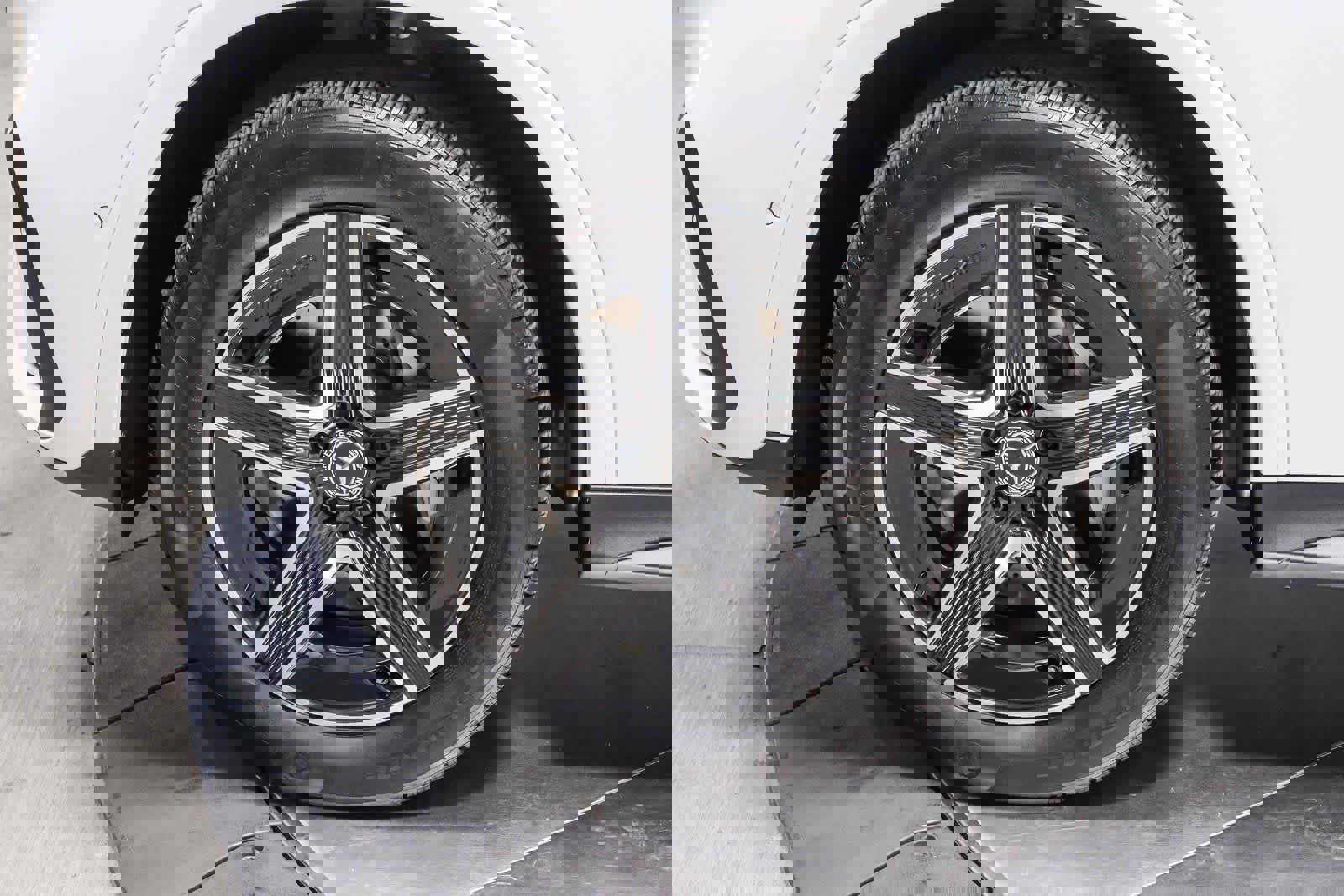 Certified 2025 Mercedes-Benz GLC 350e 4MATIC image 10