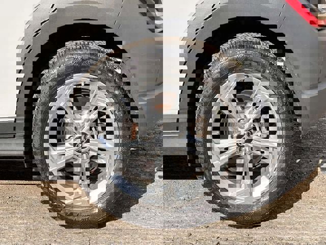 Used 2023 Hyundai Kona SEL AWD/4WD image 15