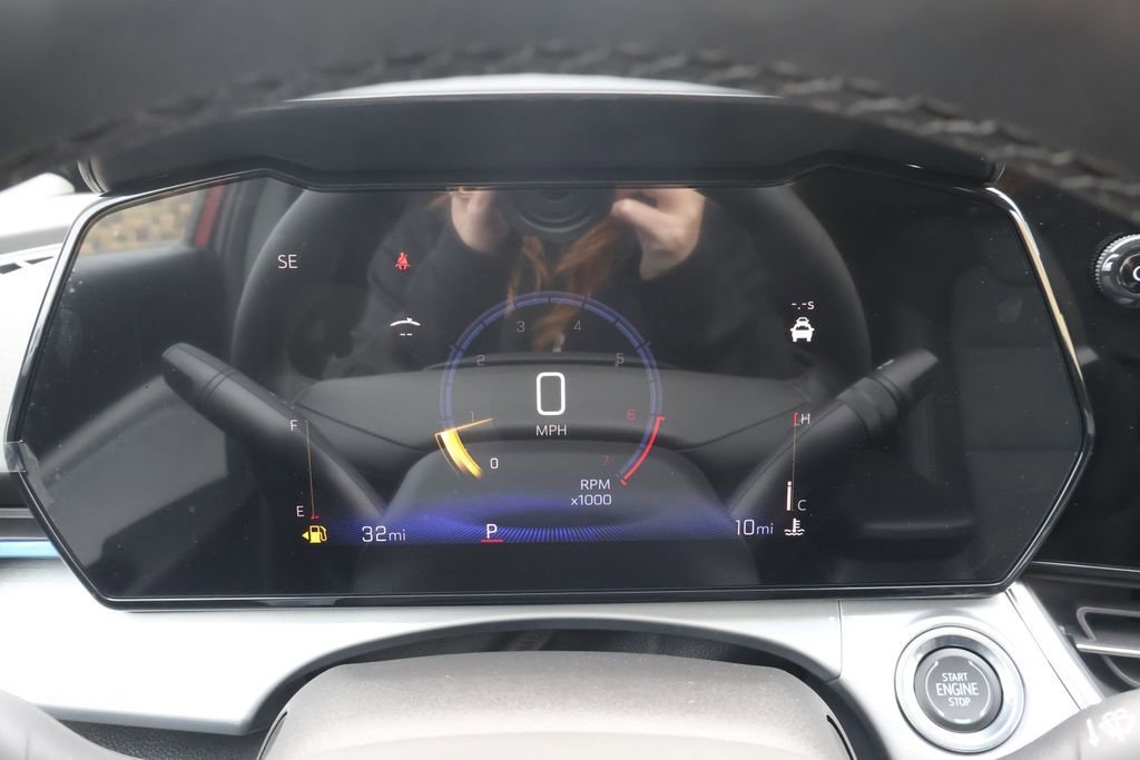 New 2026 Chevrolet Trax LT w/ Sunroof Package FWD image 21