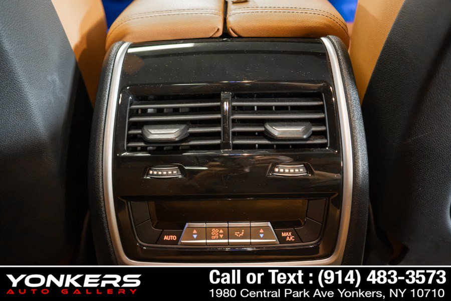 Used 2023 BMW X6 xDrive40i w/ M Sport Package AWD/4WD image 38