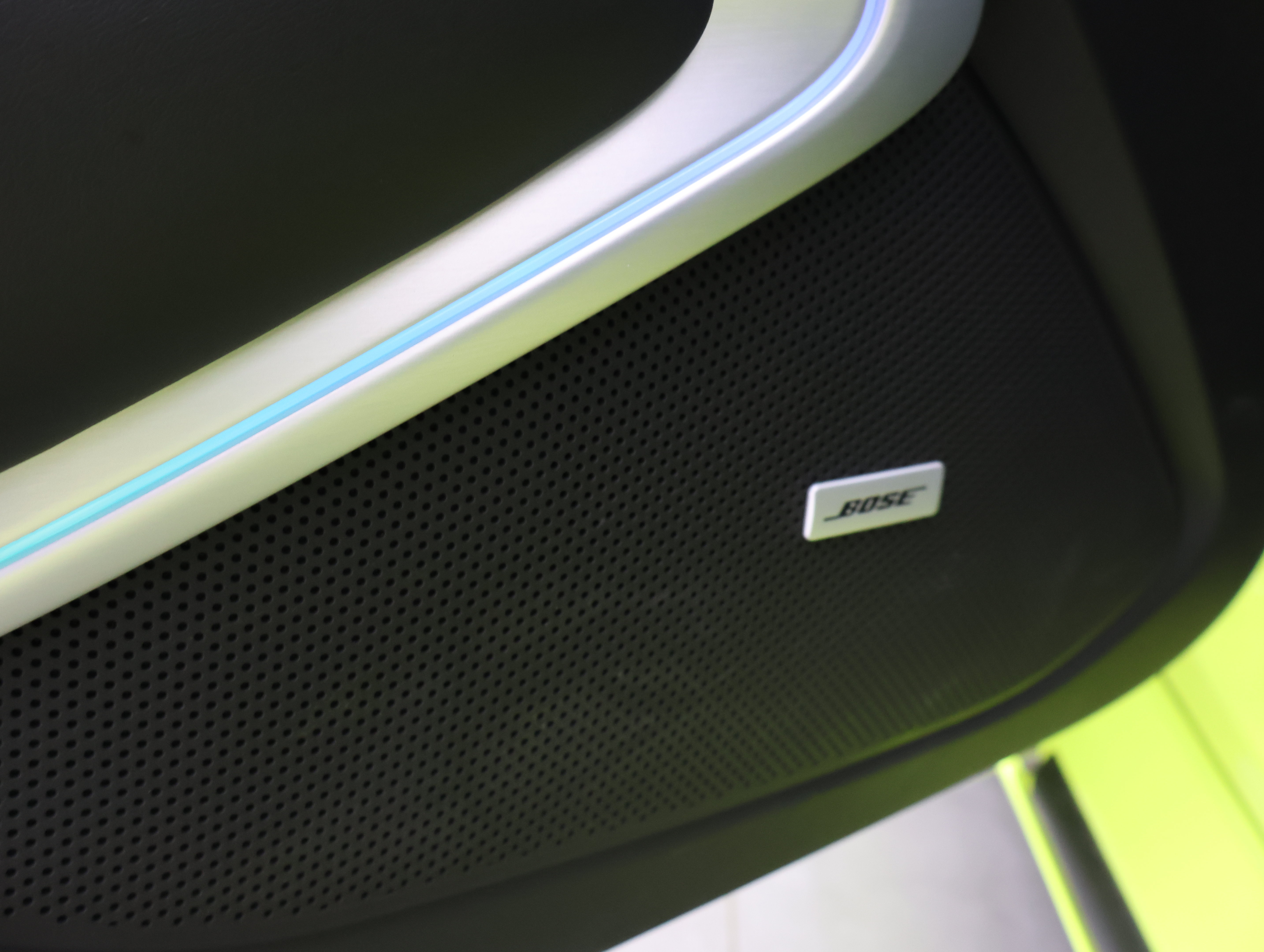 Used 2020 Chevrolet Camaro SS RWD image 36