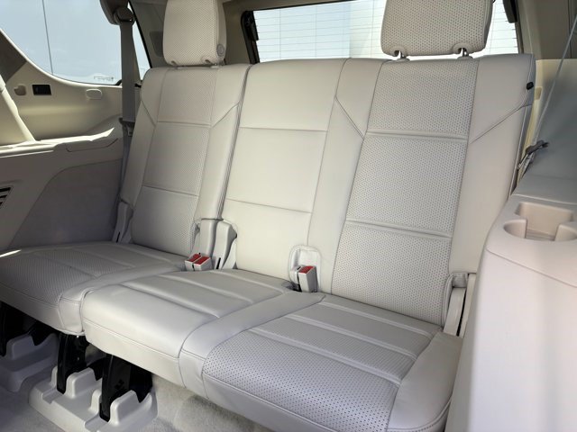 Certified 2024 Cadillac Escalade Sport Platinum w/ LPO, ONYX Package AWD/4WD image 14