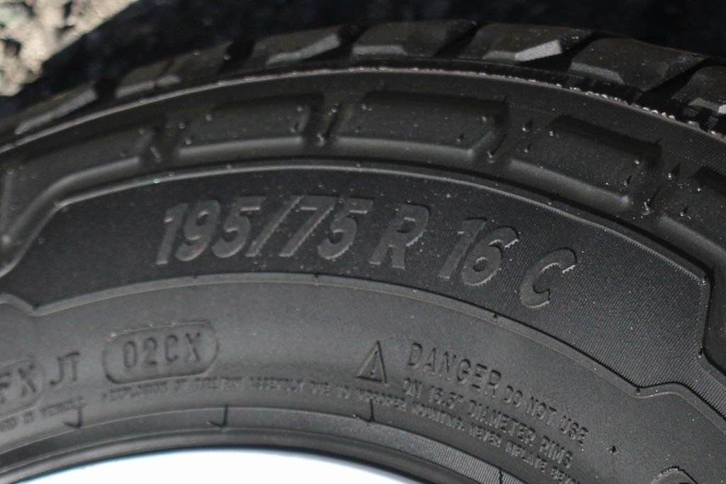 Used 2019 Ford Transit 350 XL image 42