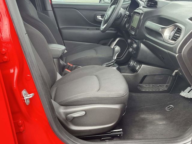 Used 2023 Jeep Renegade Latitude image 22