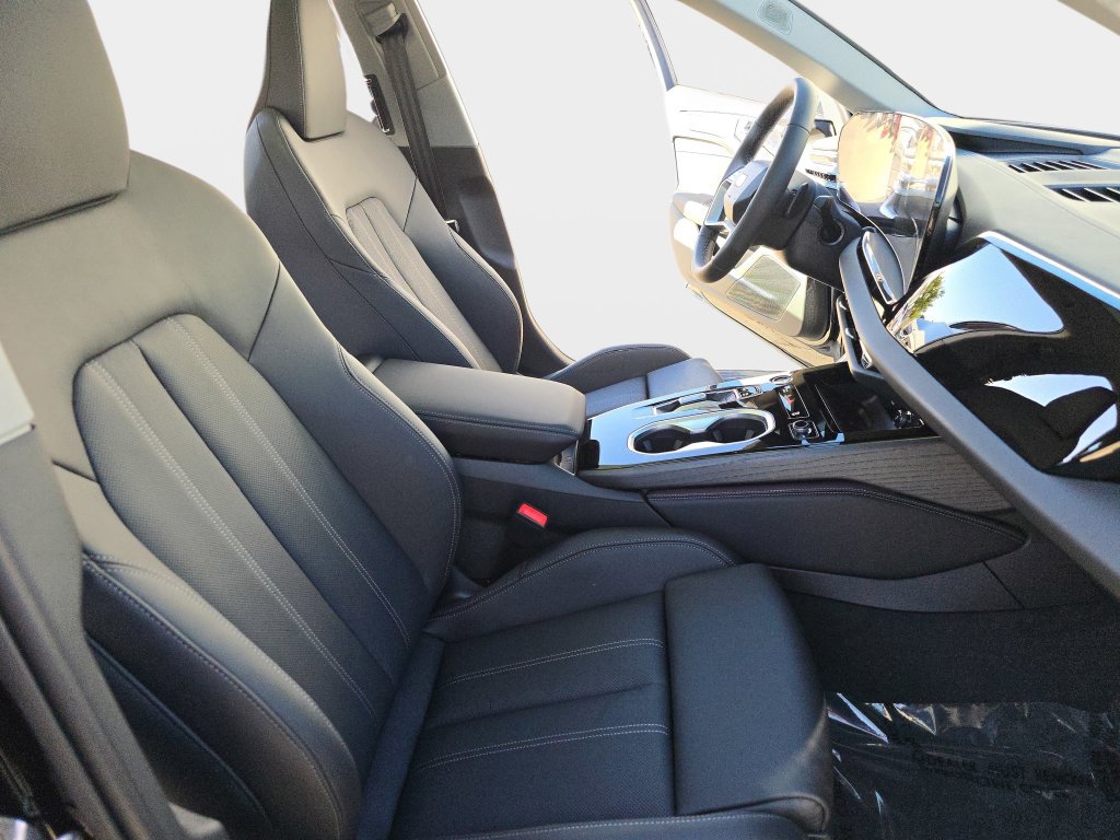 New 2026 Audi A6 Premium Plus AWD/4WD image 10