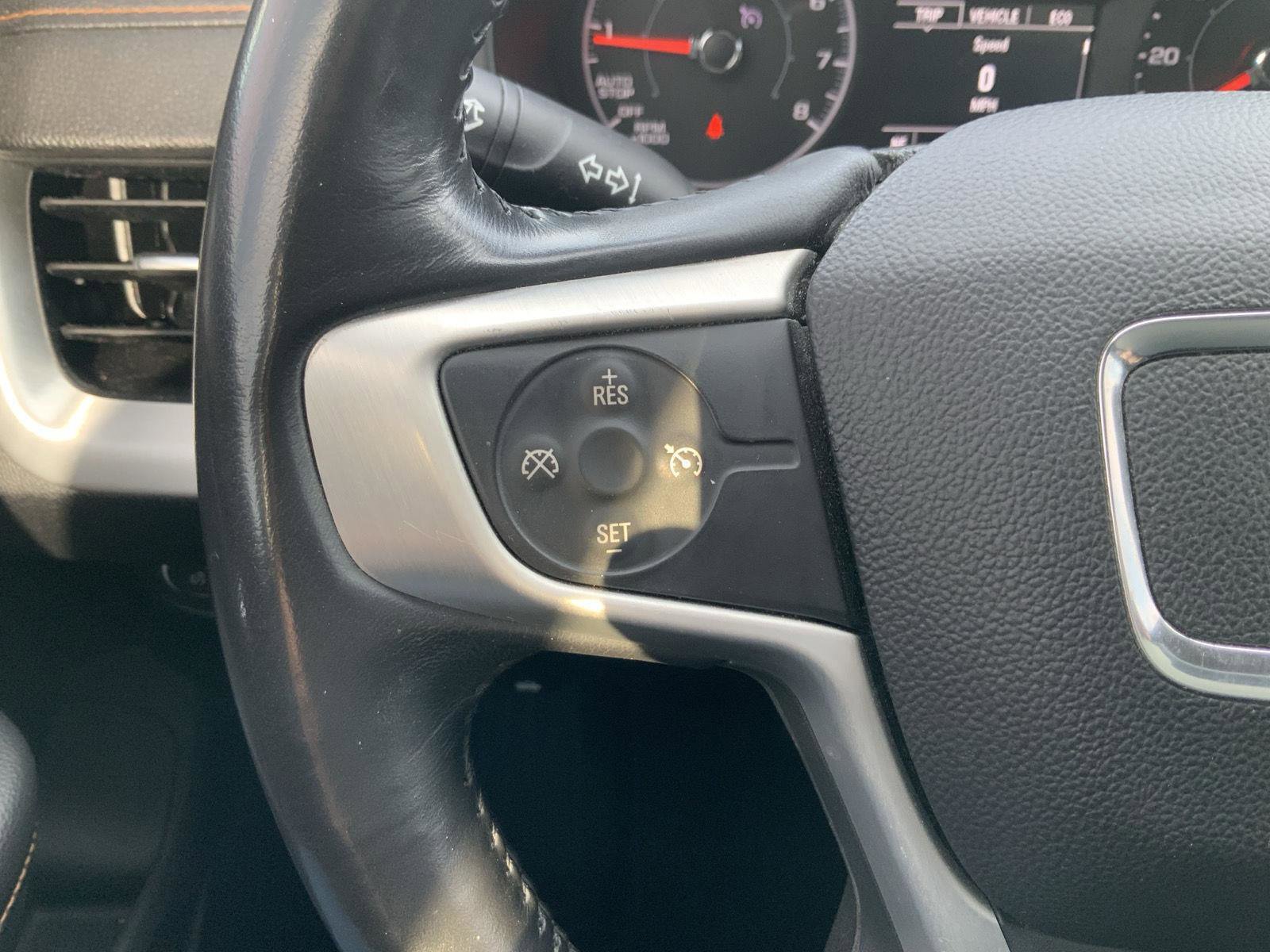 Used 2018 GMC Terrain SLE w/ Driver Convenience Package image 27