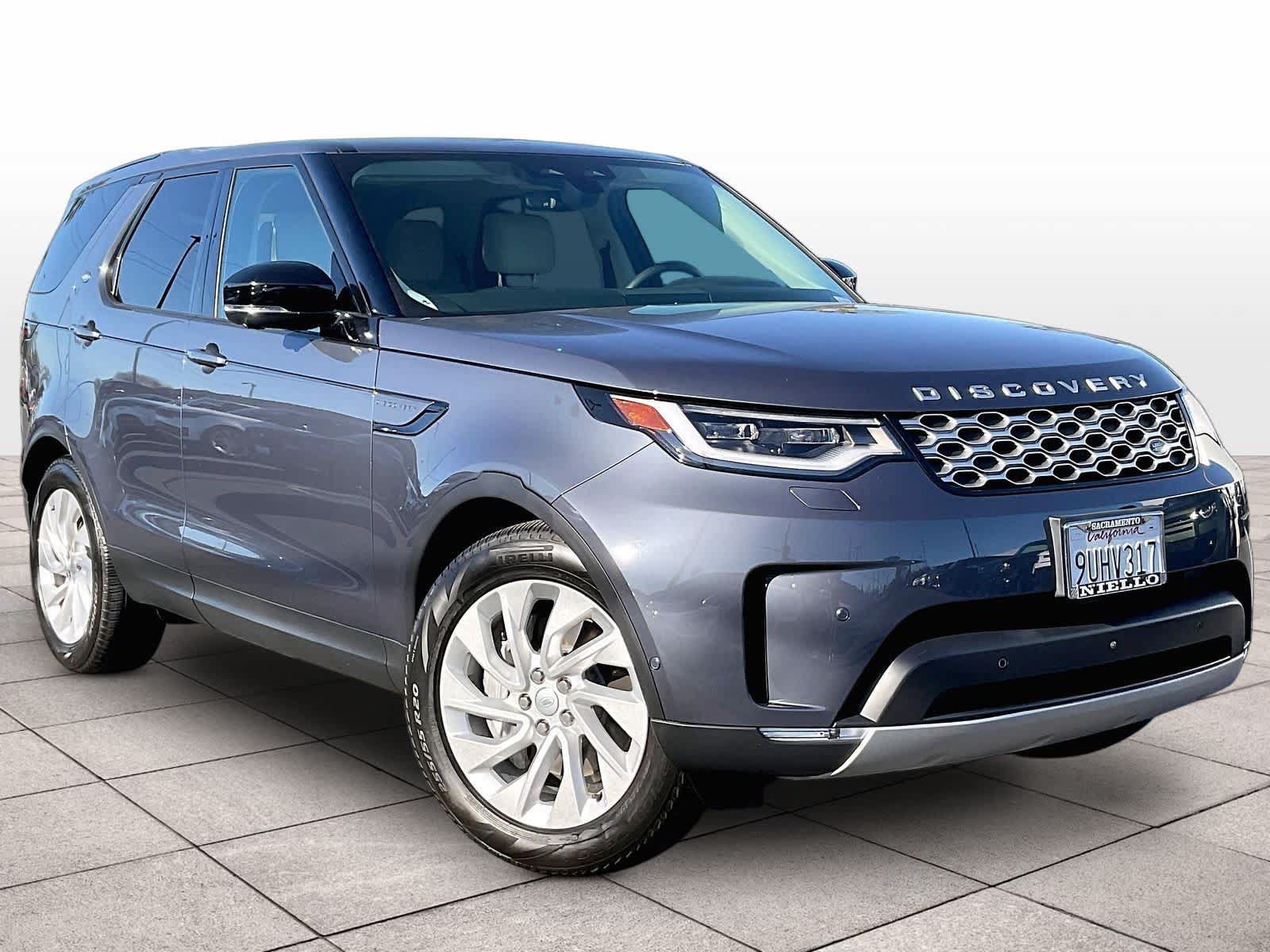Used 2025 Land Rover Discovery S AWD/4WD image 2