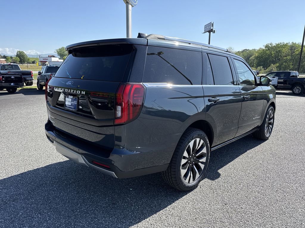 Used 2025 Ford Expedition Platinum w/ Driver's Package image 7