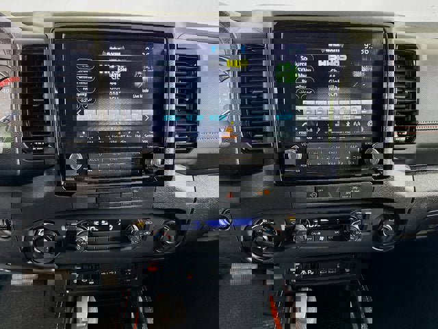 Certified 2024 Nissan Frontier PRO-4X w/ Pro Premium Package image 11