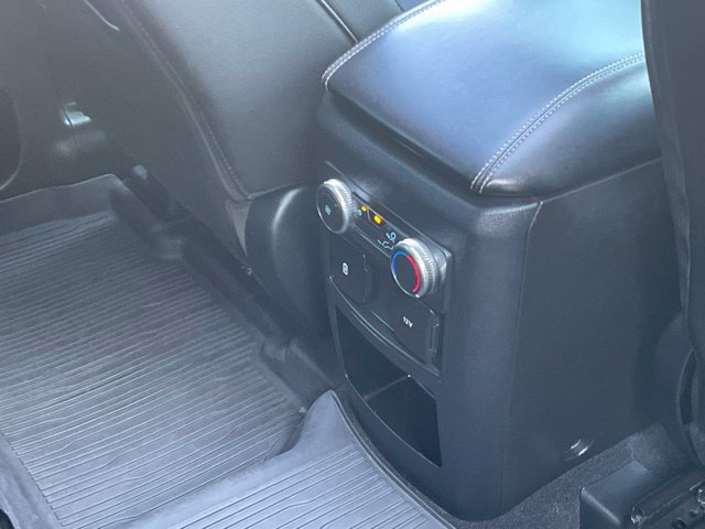 Used 2021 Ford Explorer XLT w/ Equipment Group 202A AWD/4WD image 59