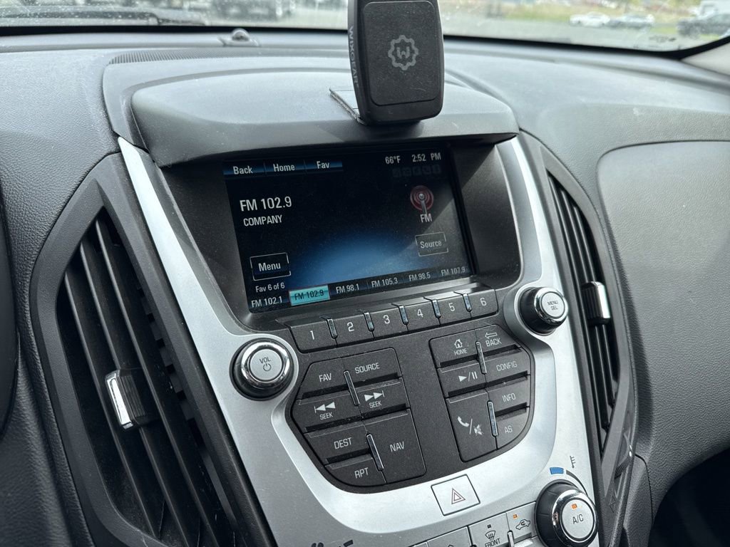 Used 2017 Chevrolet Equinox LT w/ Convenience Package AWD/4WD image 8