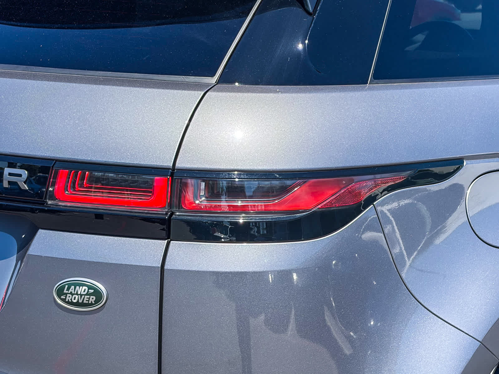 Used 2023 Land Rover Range Rover Evoque R-Dynamic S AWD/4WD image 8