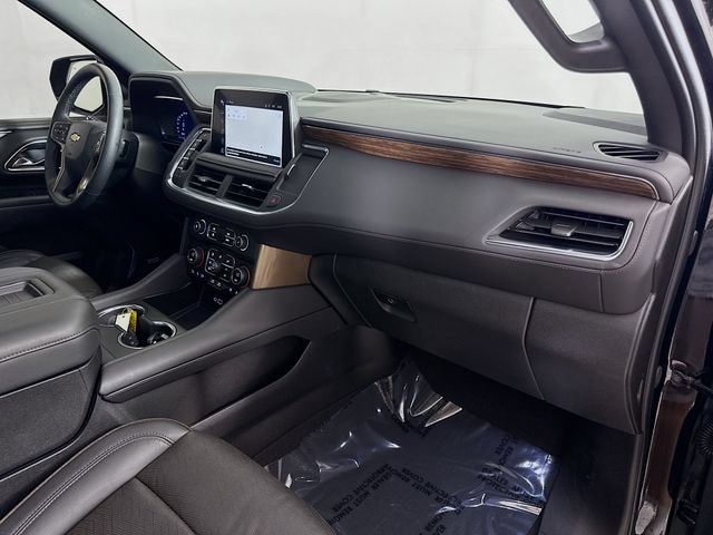Used 2024 Chevrolet Tahoe High Country w/ Premium Package AWD/4WD image 34