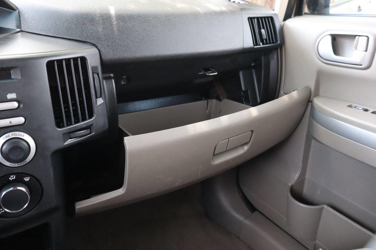Used 2008 Mitsubishi Endeavor LS AWD/4WD image 34