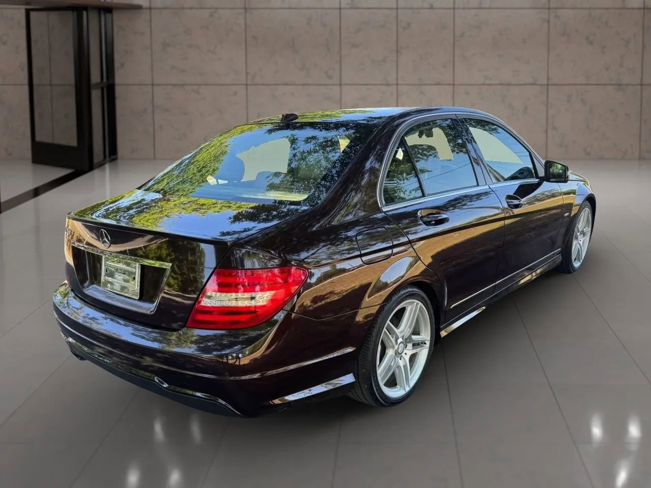 Used 2012 Mercedes-Benz C 250 Sedan image 6