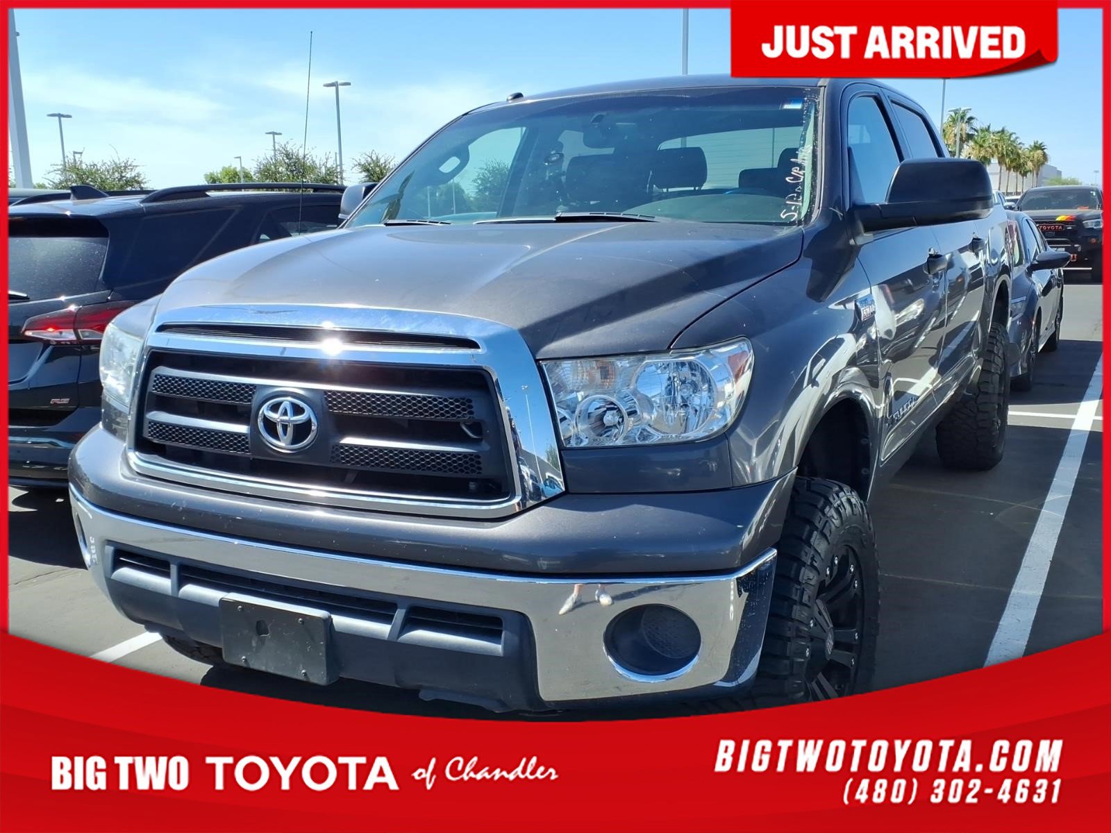 Used 2011 Toyota Tundra 4x4 CrewMax w/ SR5 Pkg