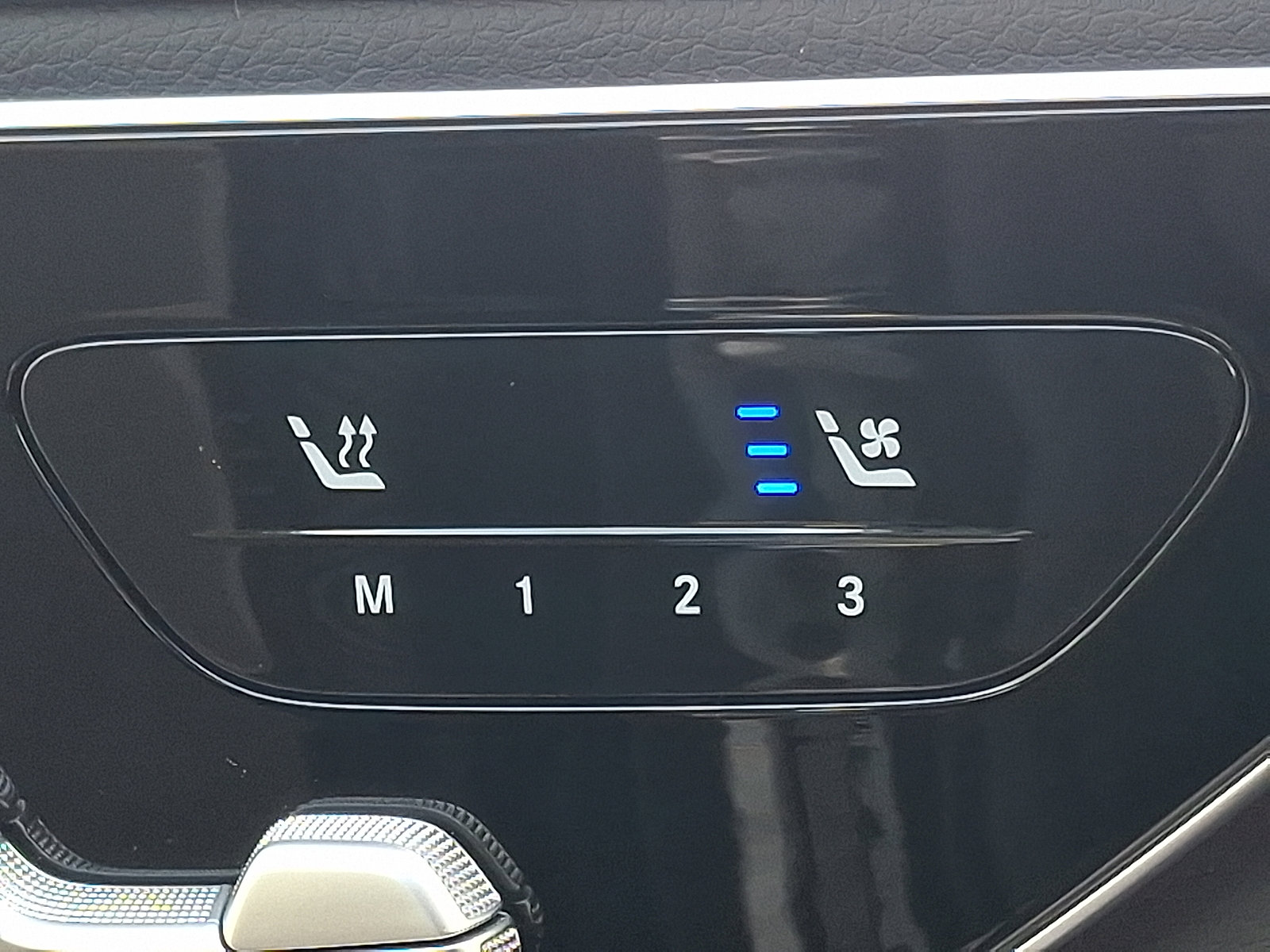 Certified 2023 Mercedes-Benz GLC 300 4MATIC image 24