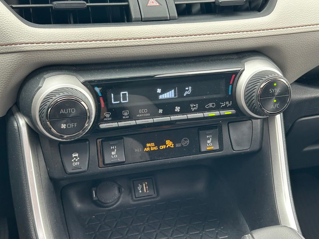 Certified 2023 Toyota RAV4 XLE w/ Convenience Package image 31
