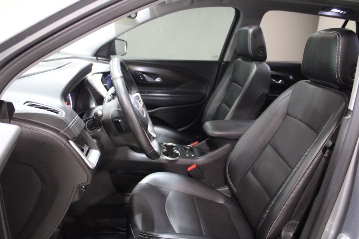 Used 2024 GMC Terrain SLT w/ Tech Package AWD/4WD image 18