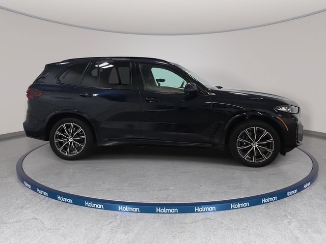 Used 2024 BMW X5 xDrive40i w/ M Sport Package AWD/4WD image 4