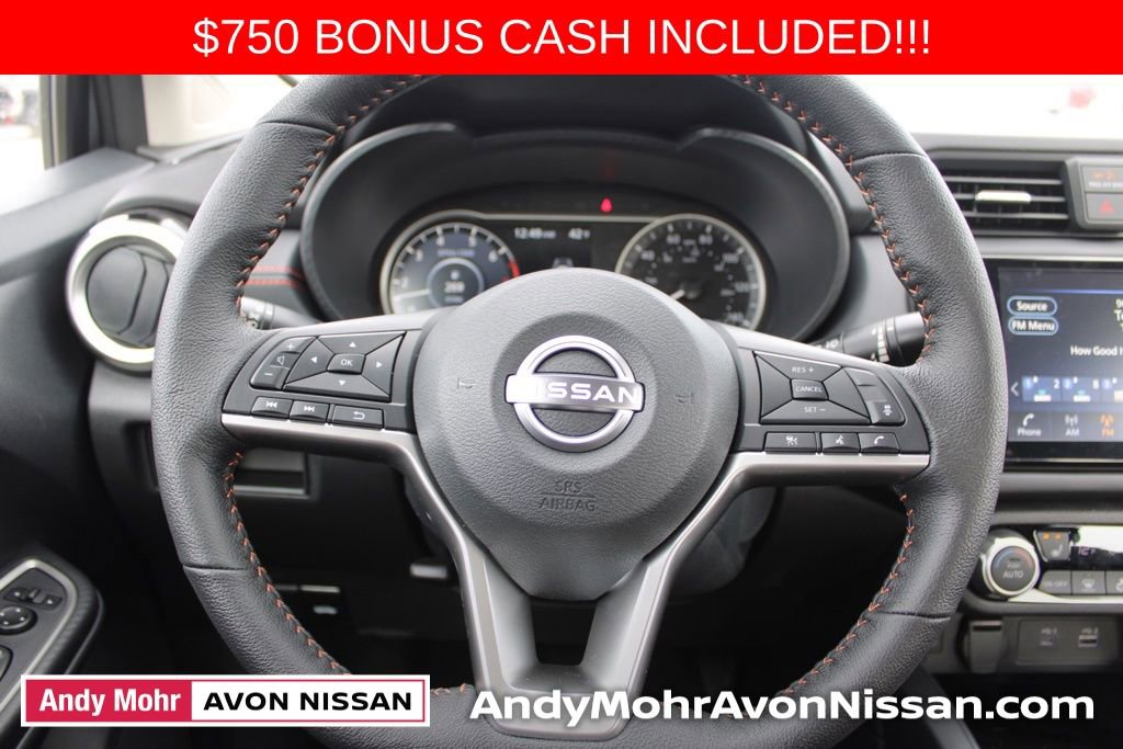 New 2025 Nissan Versa SR w/ Trunk Package image 16