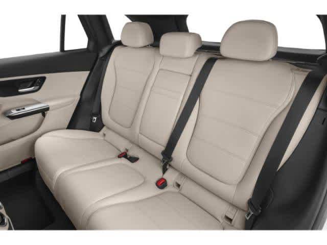 Used 2023 Mercedes-Benz GLC 300 4MATIC image 13