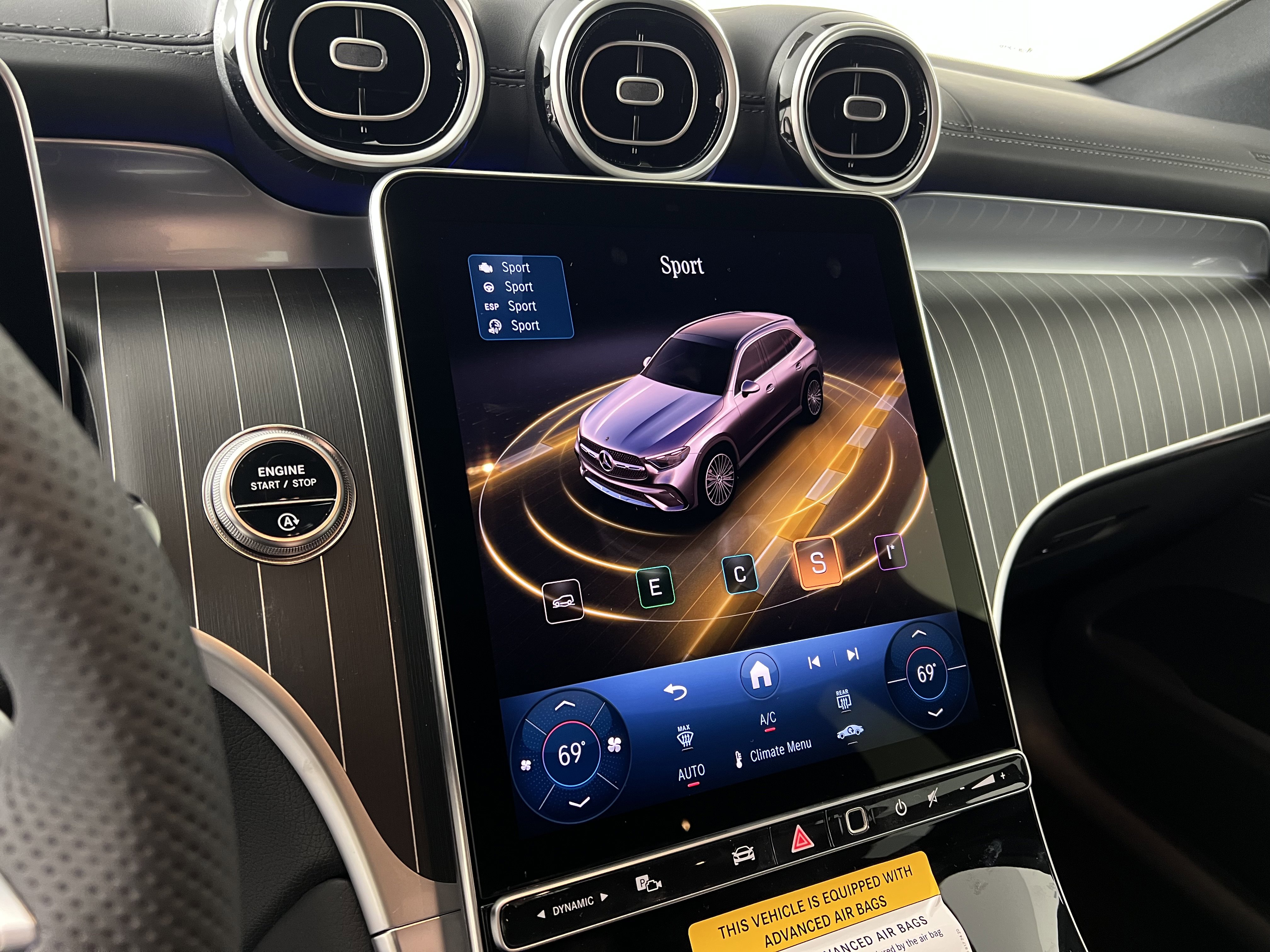 Used 2026 Mercedes-Benz GLC 300 4MATIC image 30