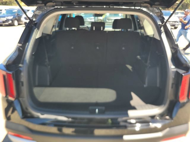 Used 2025 Kia Sorento LX FWD image 8