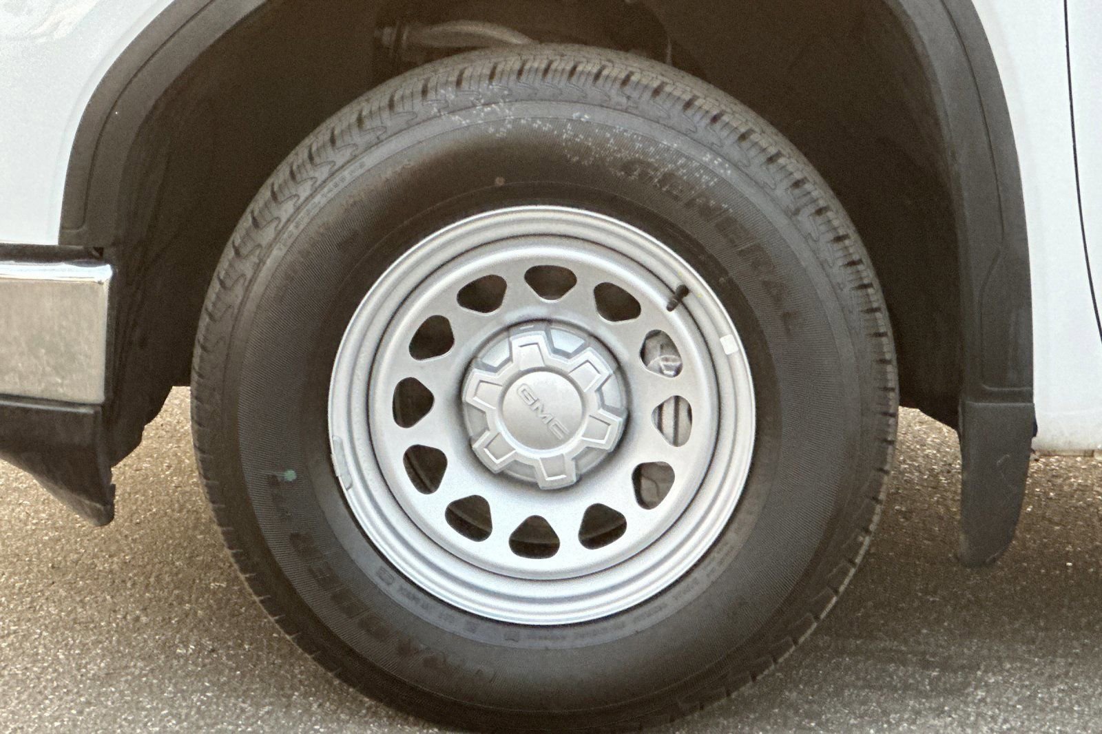 Certified 2023 GMC Sierra 1500 Pro w/ Convenience Package image 24