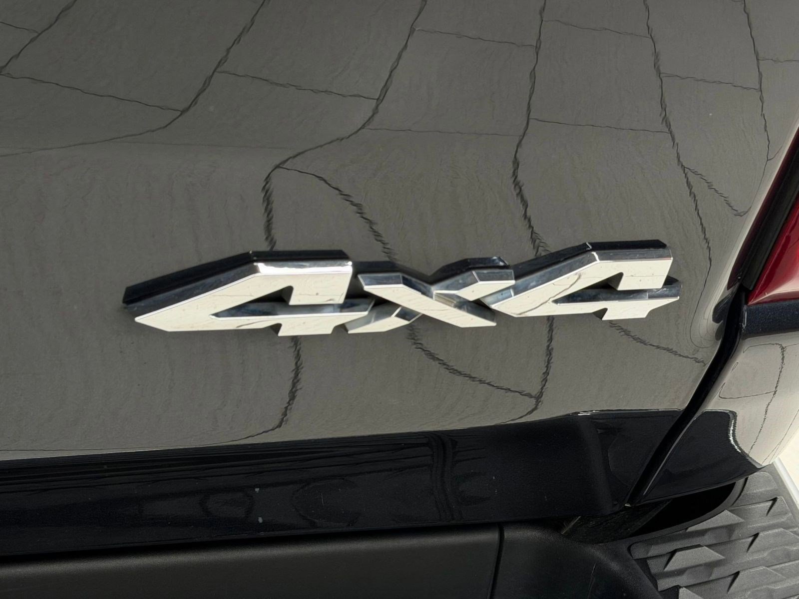 Used 2020 RAM 1500 Laramie AWD/4WD image 32