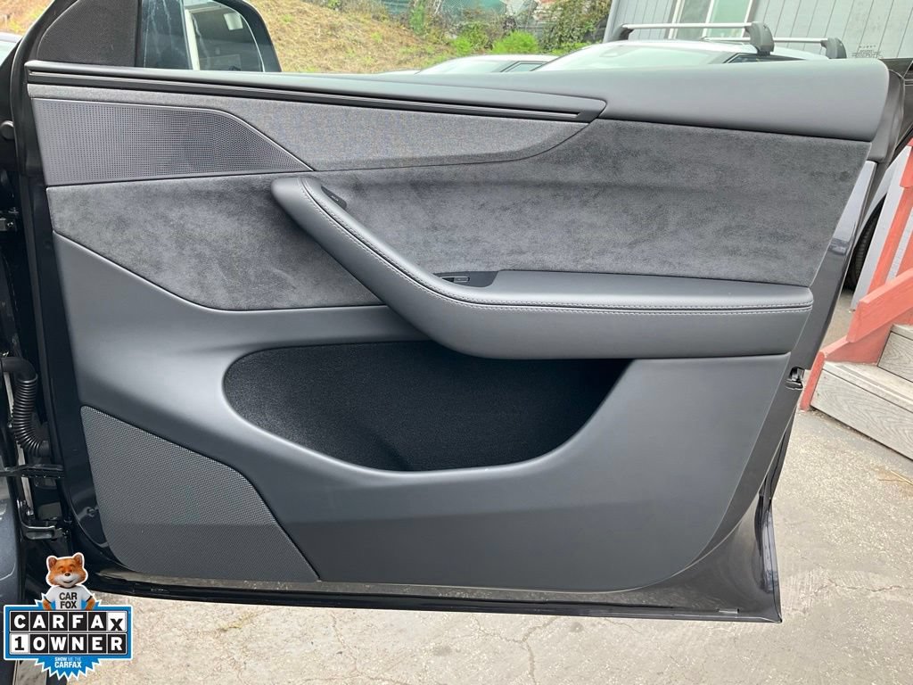 Used 2026 Tesla Model Y AWD image 73