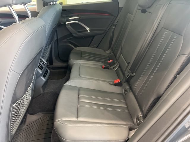 Used 2025 Audi Q5 Premium w/ Convenience Package AWD/4WD image 13