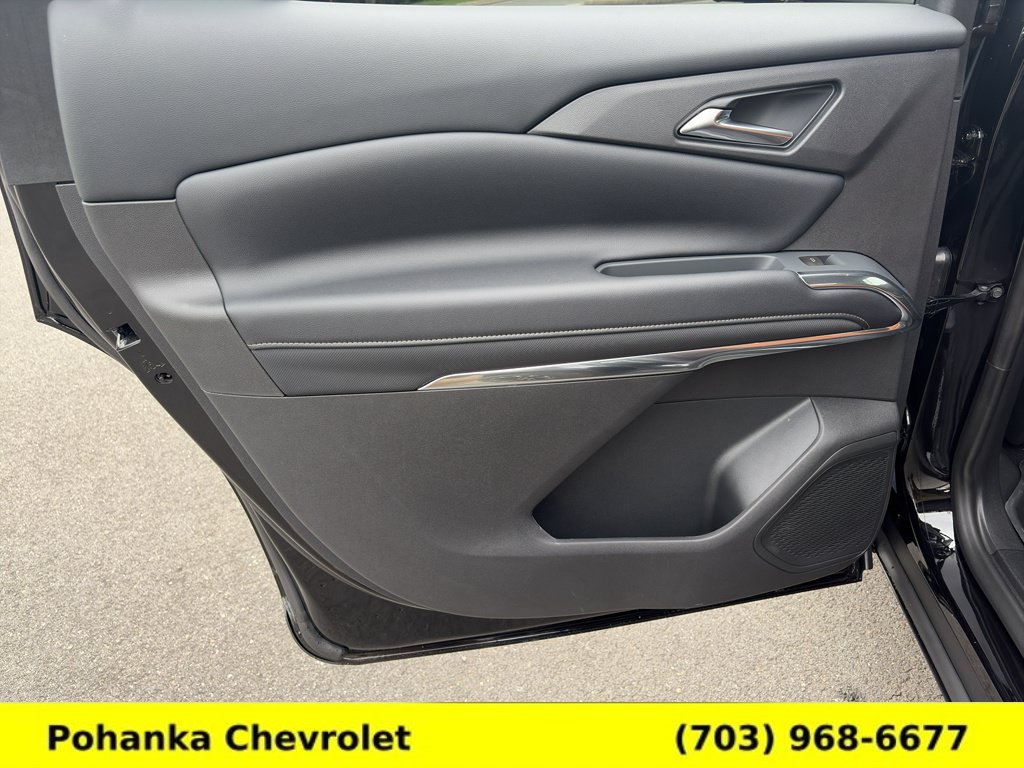 New 2027 Chevrolet Traverse Z71 w/ Driver Confidence Package AWD/4WD image 24