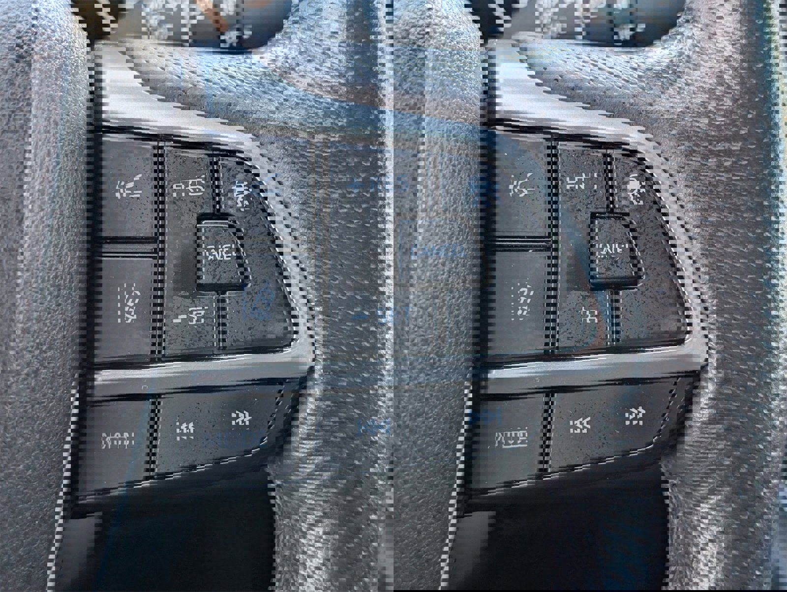 Used 2022 Toyota Sienna Platinum image 27