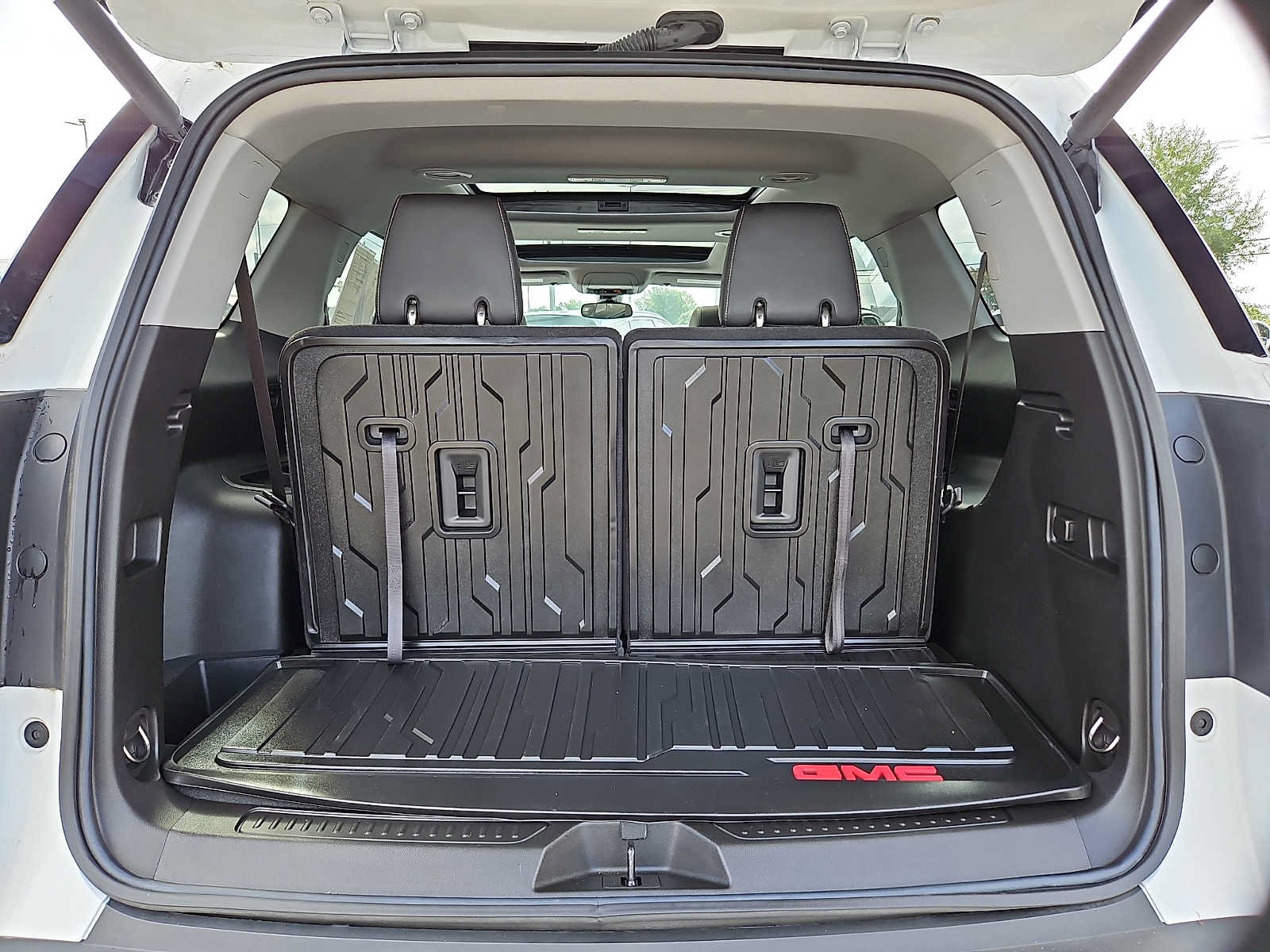 Used 2023 GMC Acadia SLT w/ Elevation Edition AWD/4WD image 32