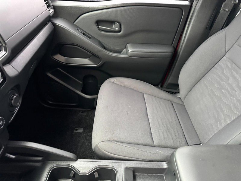 Used 2022 Nissan Frontier S w/ Technology Package image 11