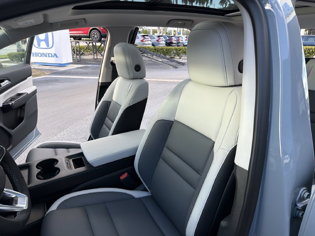 New 2026 Honda Prologue Touring image 23