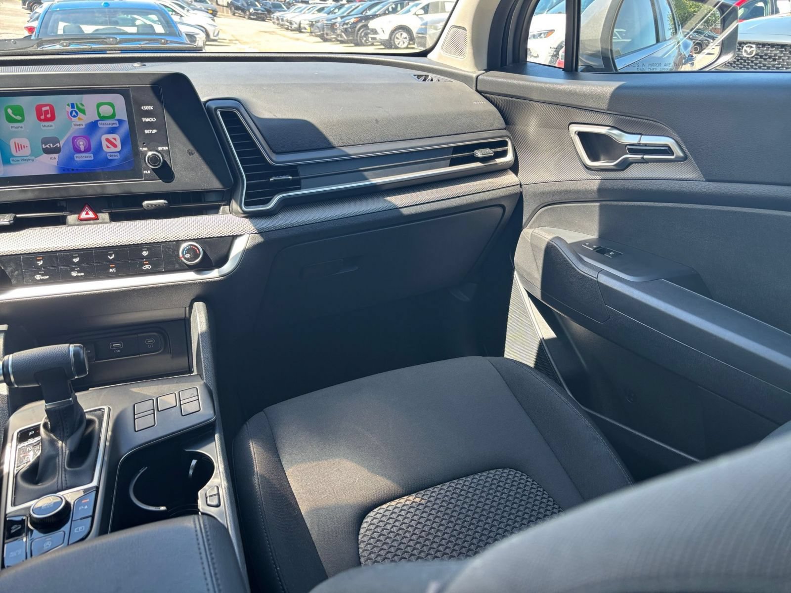 Used 2025 Kia Sportage LX FWD image 30