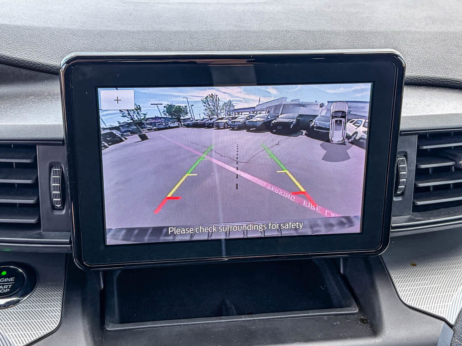 Used 2020 Ford Explorer XLT image 23