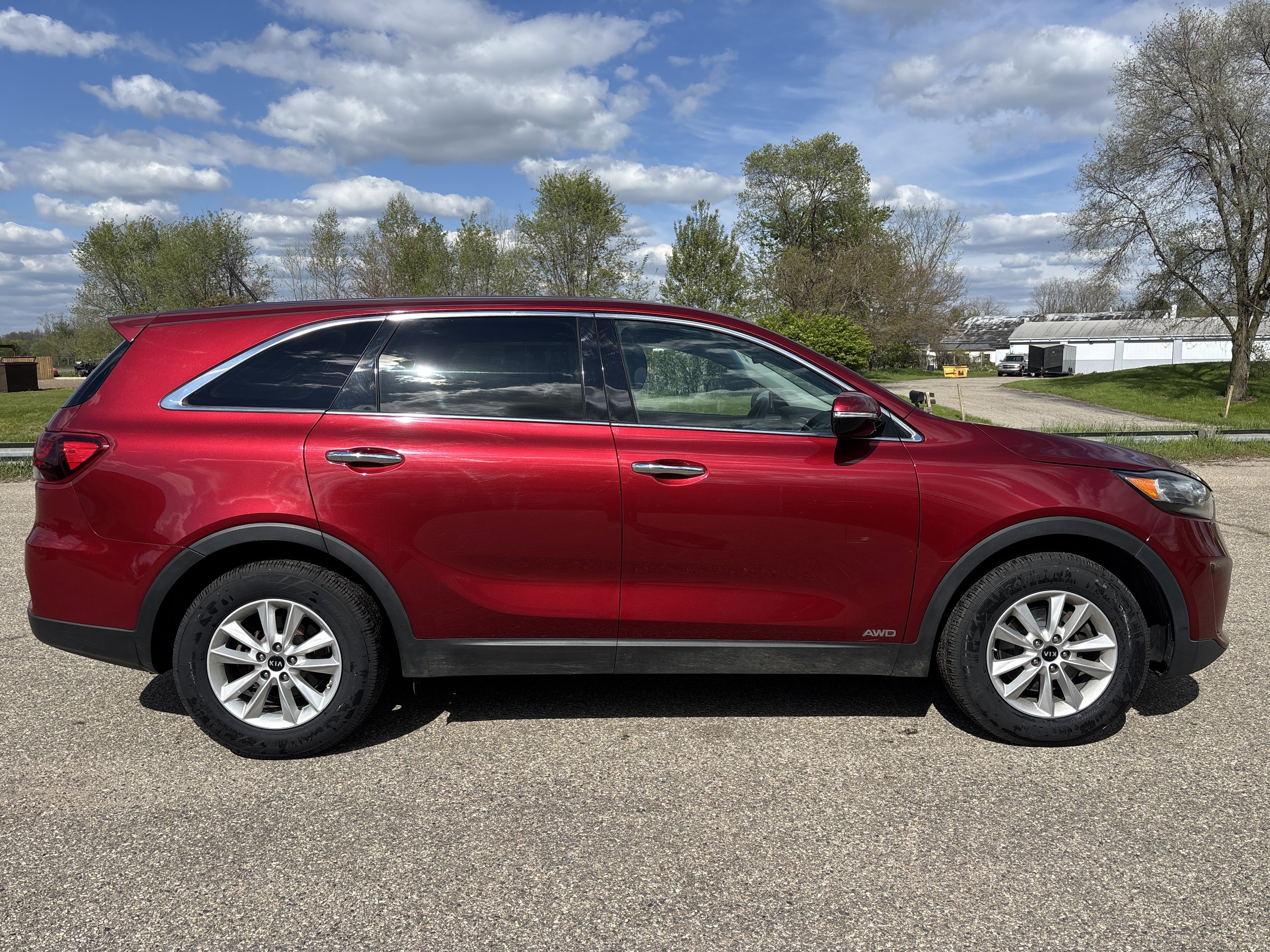 Used 2019 Kia Sorento AWD image 2