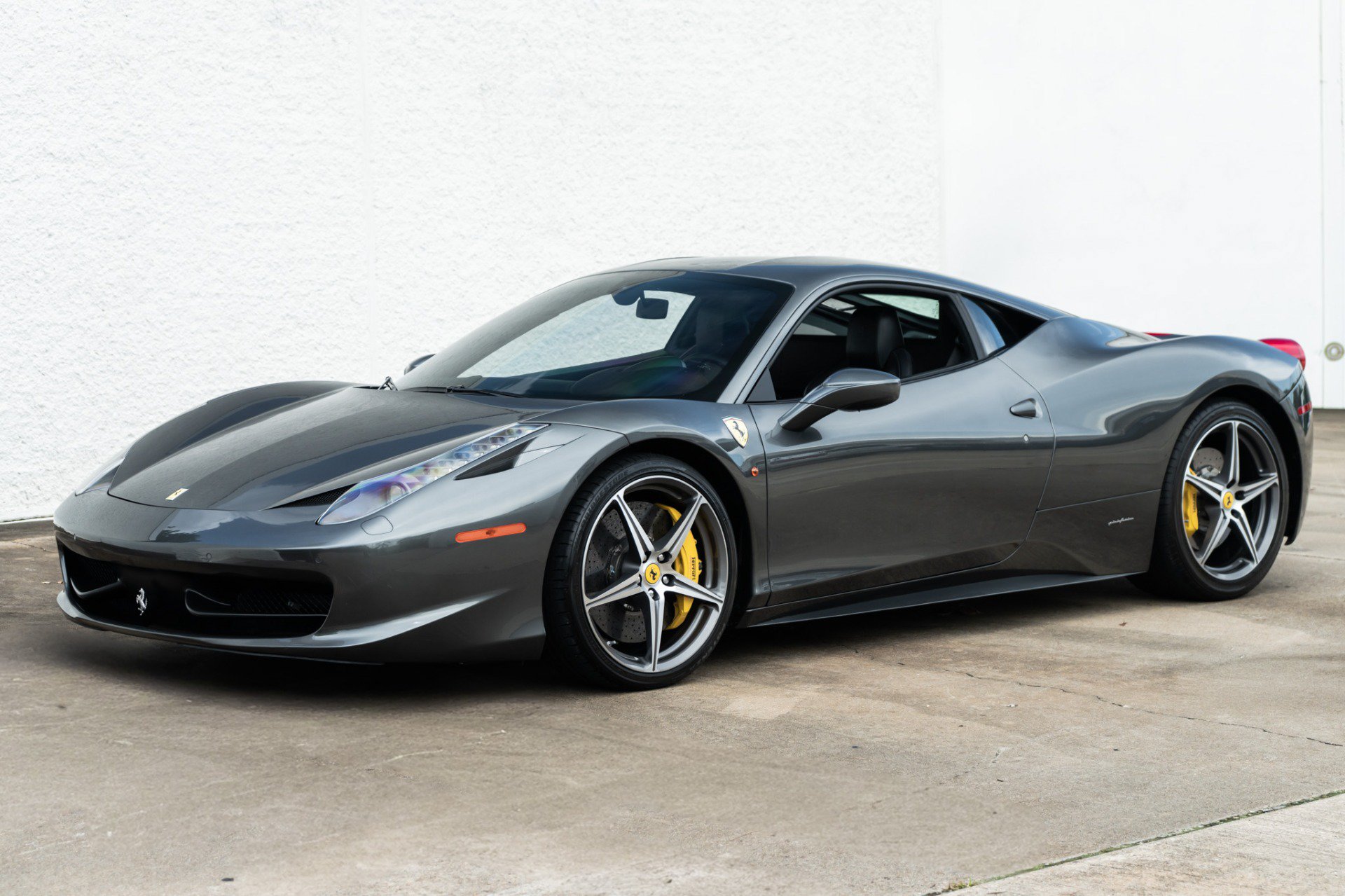 Used 2013 Ferrari 458 Italia Coupe RWD image 7