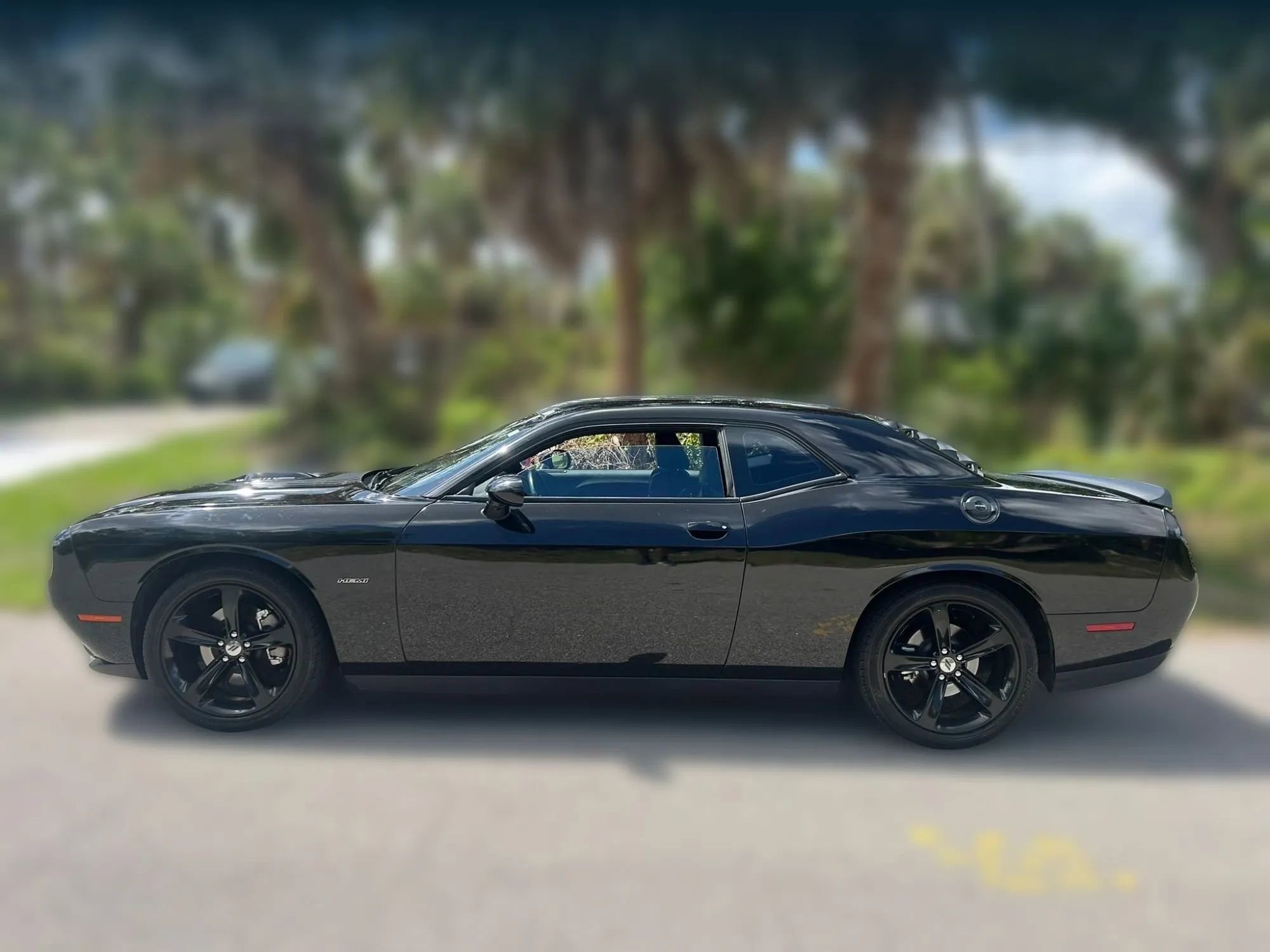 Used 2018 Dodge Challenger R/T Plus RWD image 2