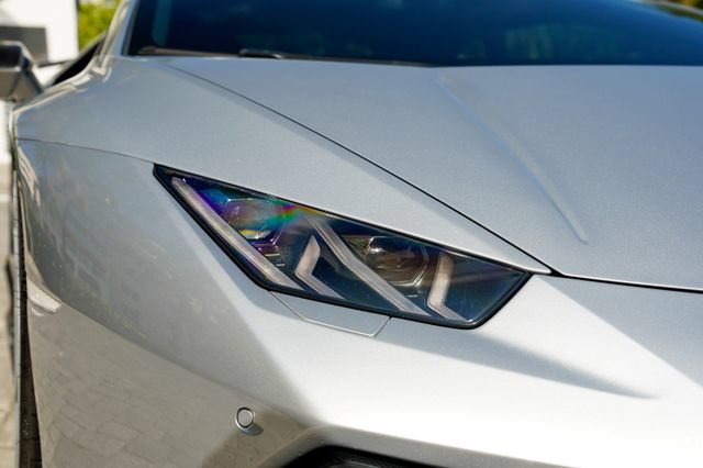 Used 2015 Lamborghini Huracan LP 610-4 AWD/4WD image 40