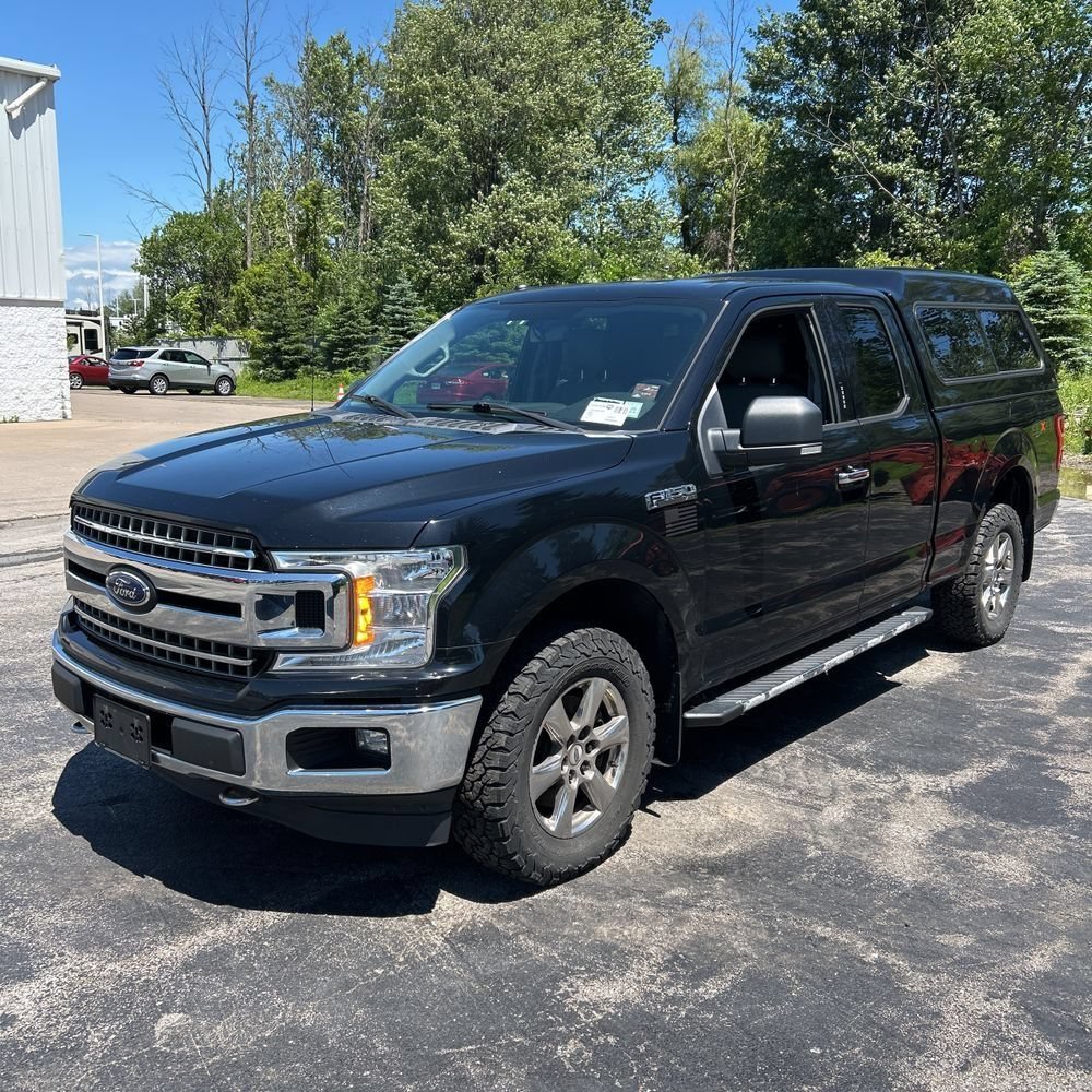 Used 2018 Ford F150 XLT w/ Equipment Group 302A Luxury AWD/4WD image 3
