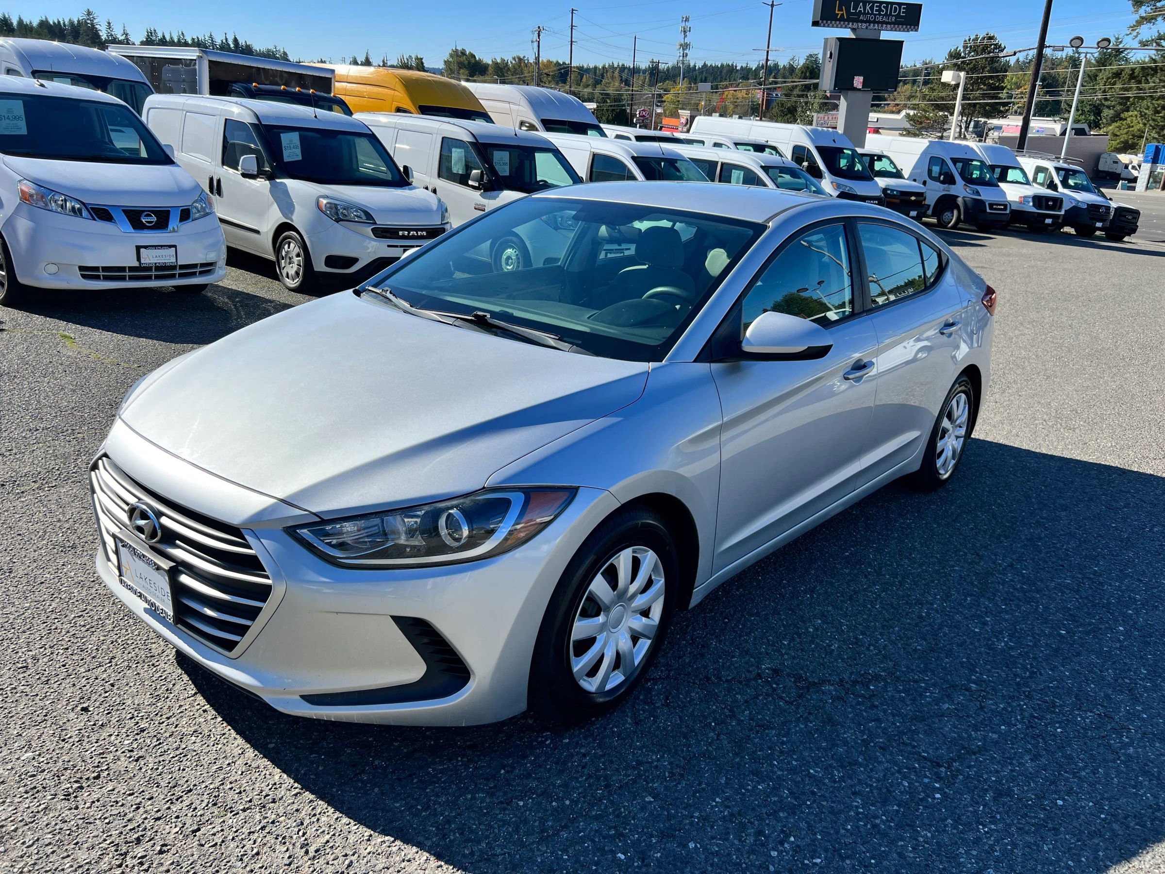 Used 2017 Hyundai Elantra SE