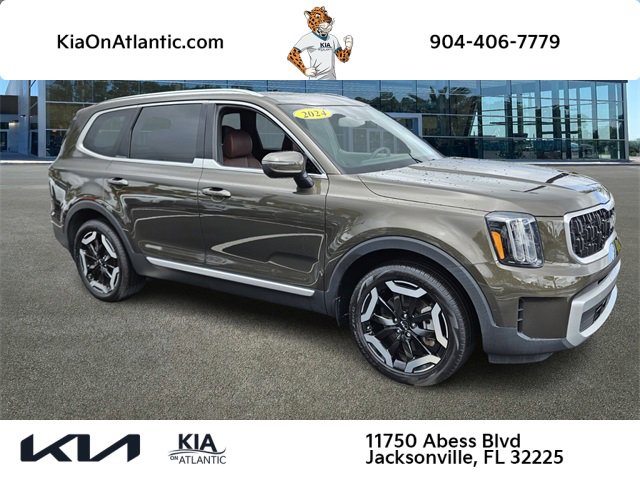 Used 2024 Kia Telluride EX w/ EX Captain's Chair Package