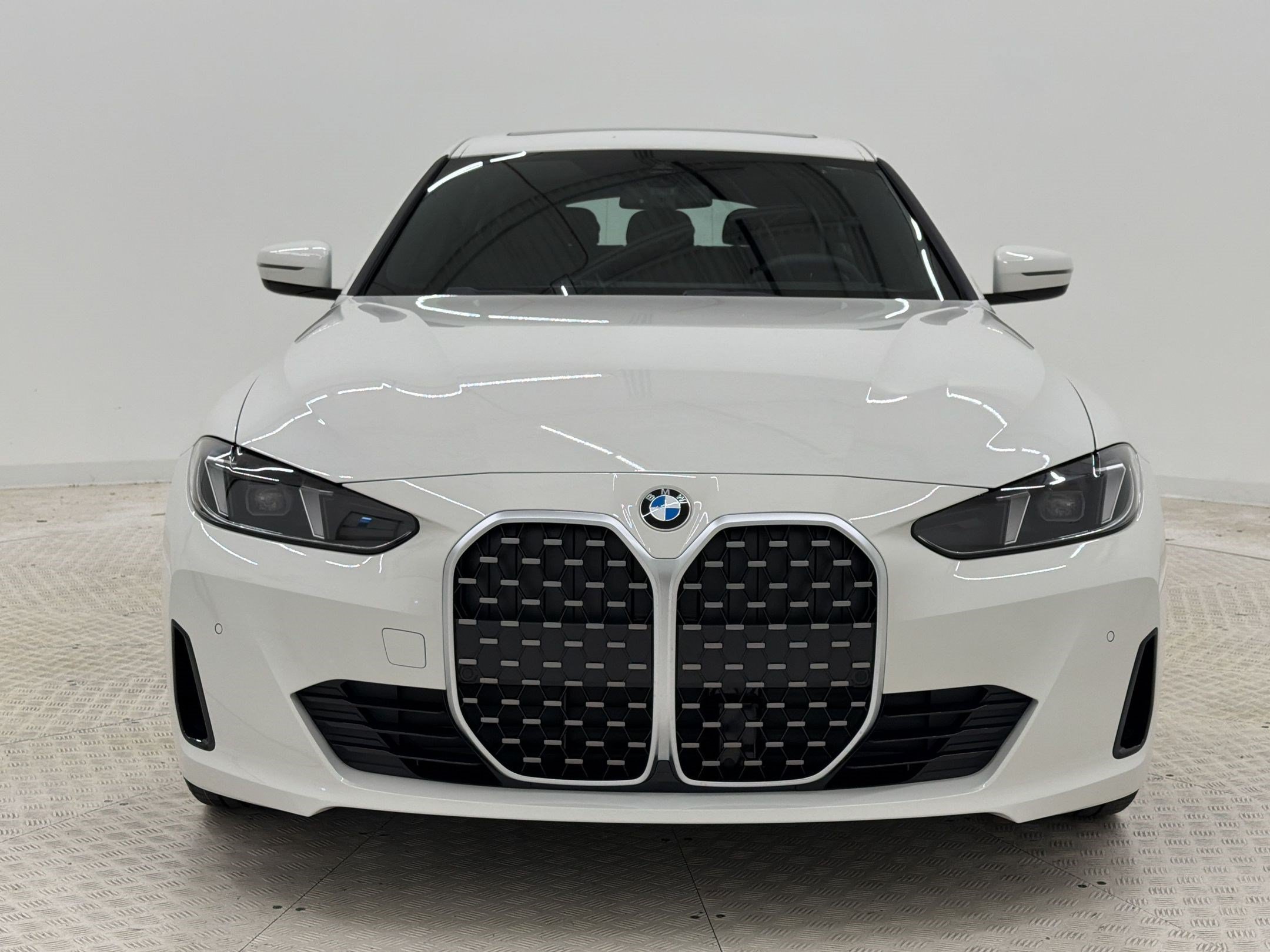 New 2026 BMW 430i w/ Premium Package RWD image 6