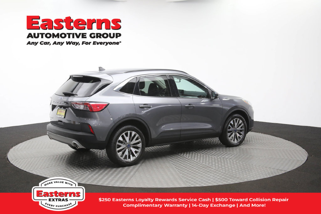 Used 2021 Ford Escape Titanium AWD/4WD image 44