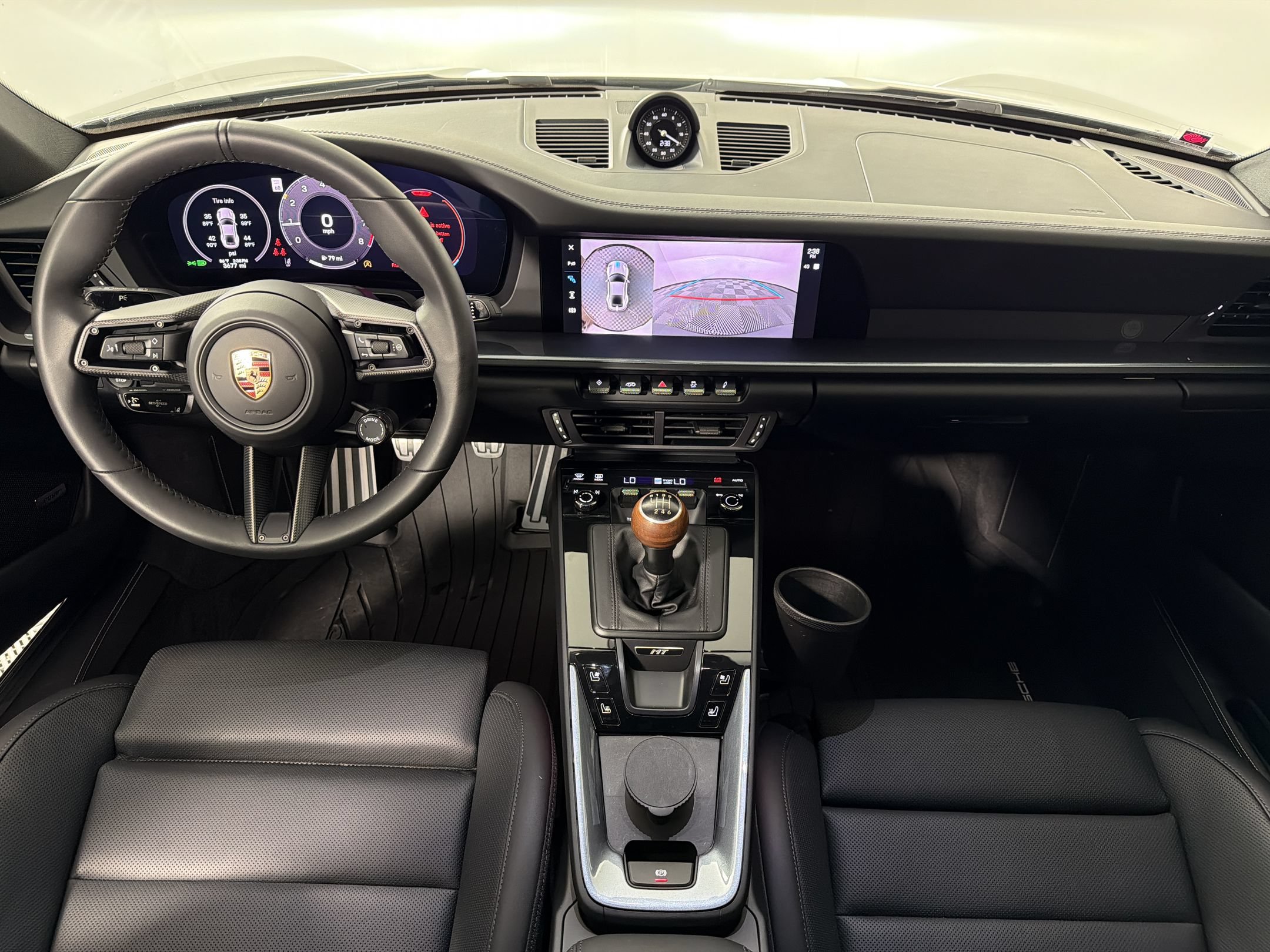 Certified 2025 Porsche 911 Carrera T RWD image 15