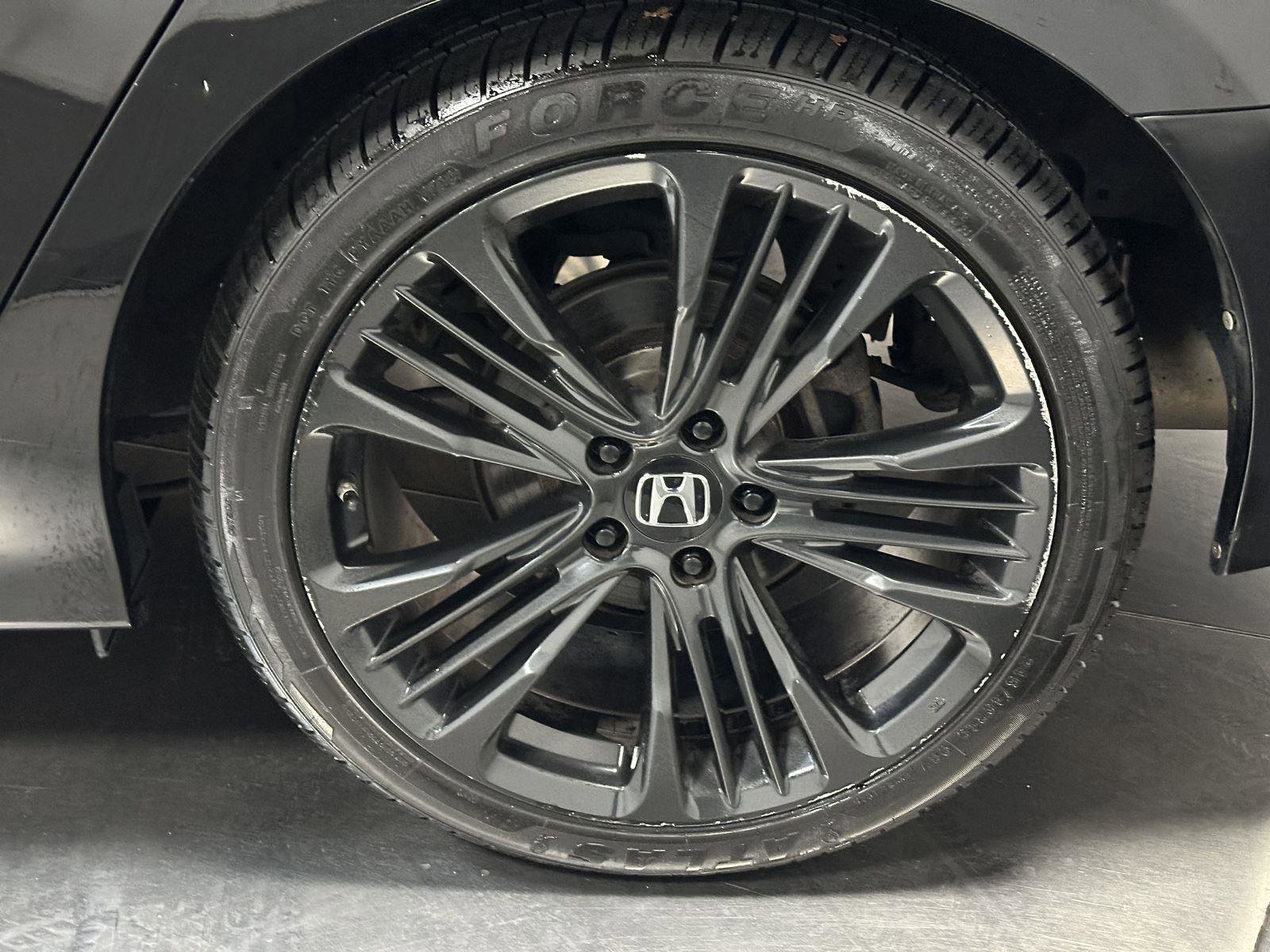 Used 2011 Honda Accord EX-L image 19